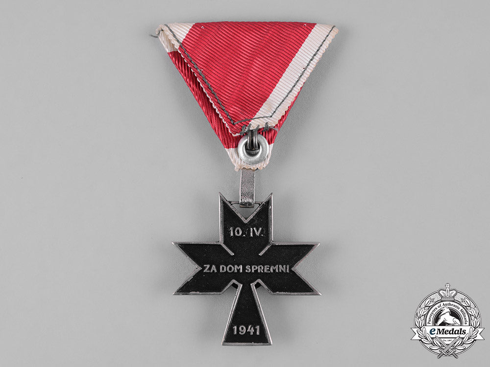 croatia,_independent_state._an_order_of_the_iron_trefoil,_iv_class,_c.1942_m19_9660