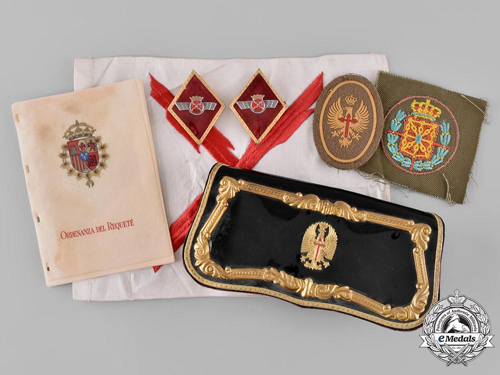 spain,_fascist_state._a_lot_of_spanish_army_and_air_force_insignia_m19_9794
