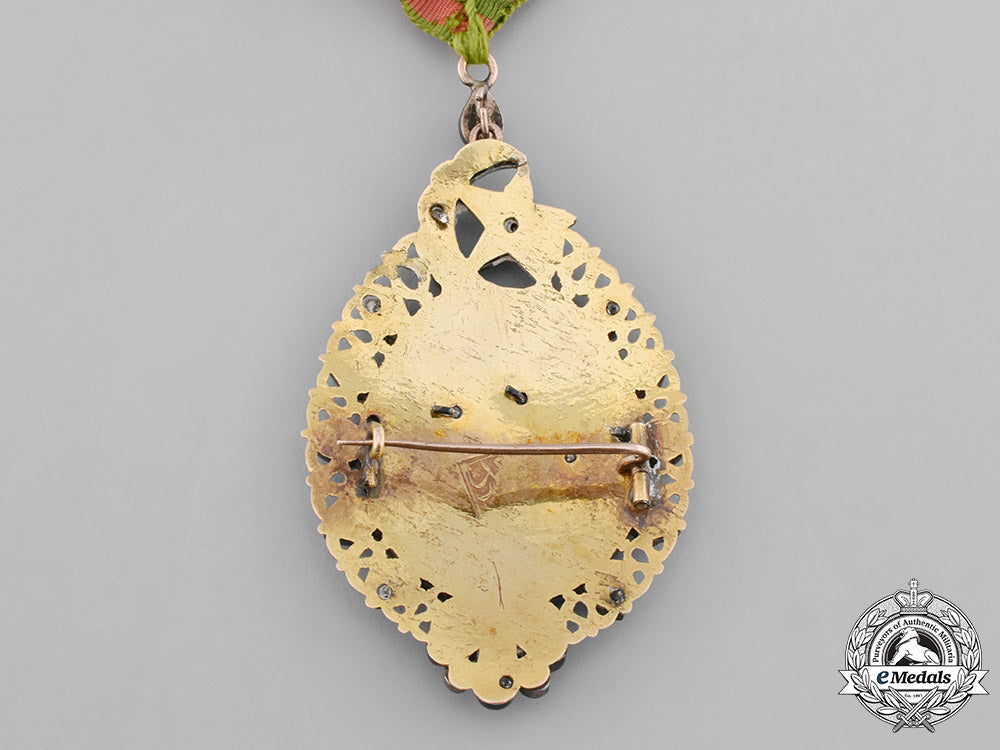 tunisia,_ahmad_i_ibn_mustafa._an_order_of_glory,_commander_in_gold&_diamonds,_c.1850_m19_9845_1_2