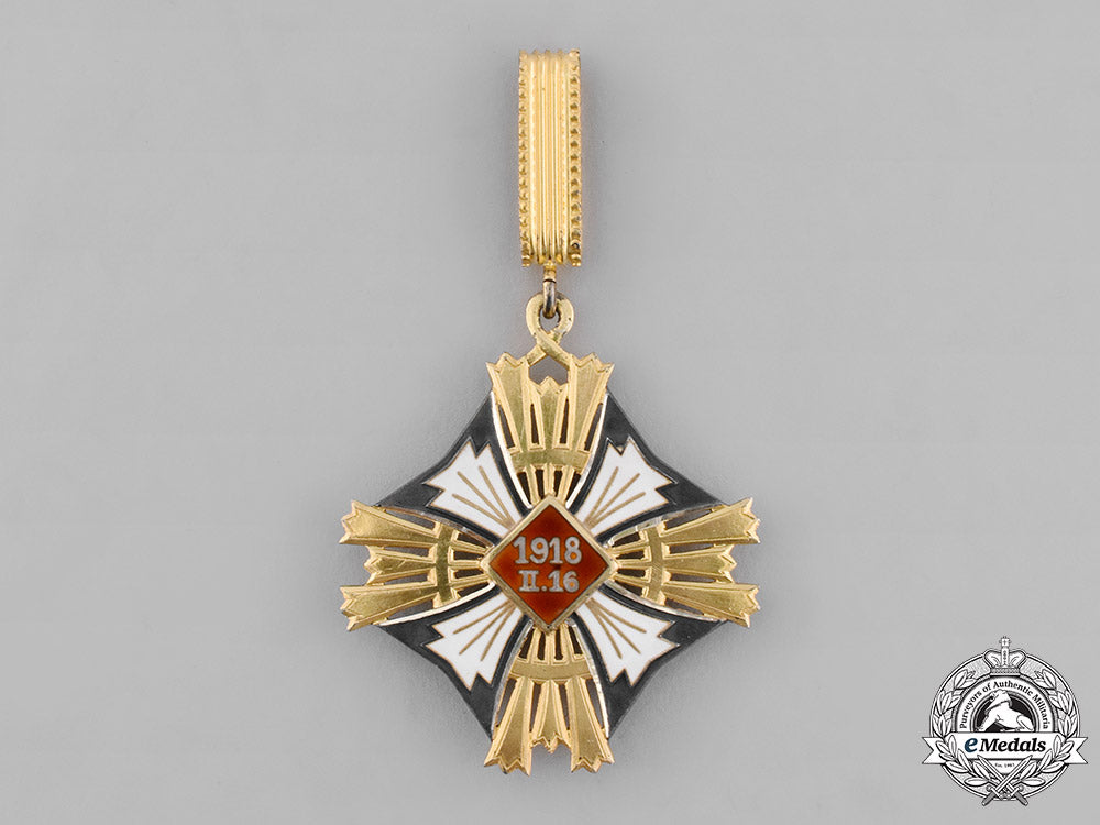 lithuania,_republic._an_order_of_grand_duke_gediminas,_ii_class_star,_c.1935_m19_9857