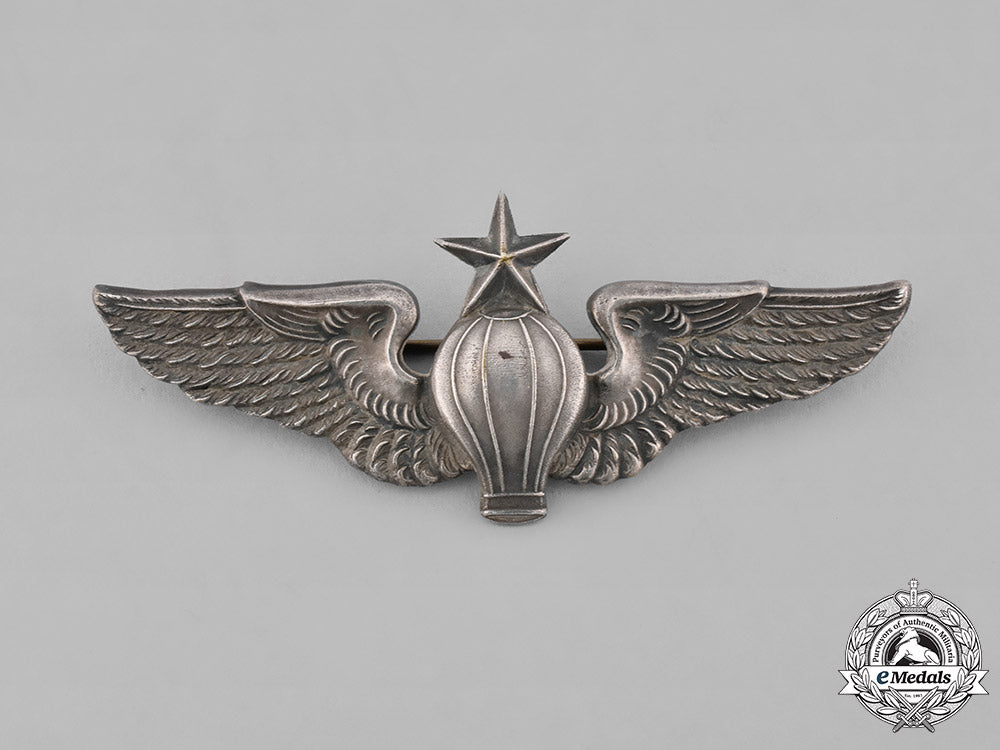 united_states._a_senior_balloon_pilot_badge,_by_j.r.gaunt_m19_9901