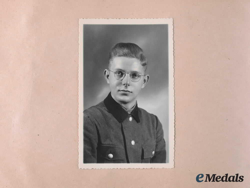germany,_rad._a_private_wartime_reich_labour_service_photo_album_m20_00055_1