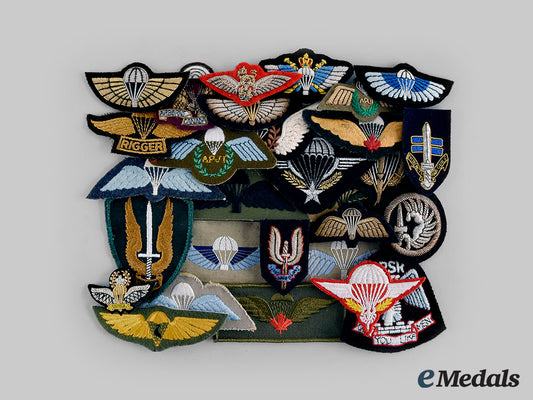 international._a_lot_of_twenty-_nine_paratrooper_badges_m20_00155