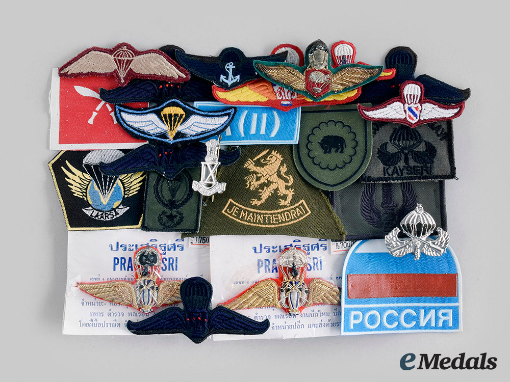 international._a_lot_of_twenty-_four_paratrooper_badges_m20_00157