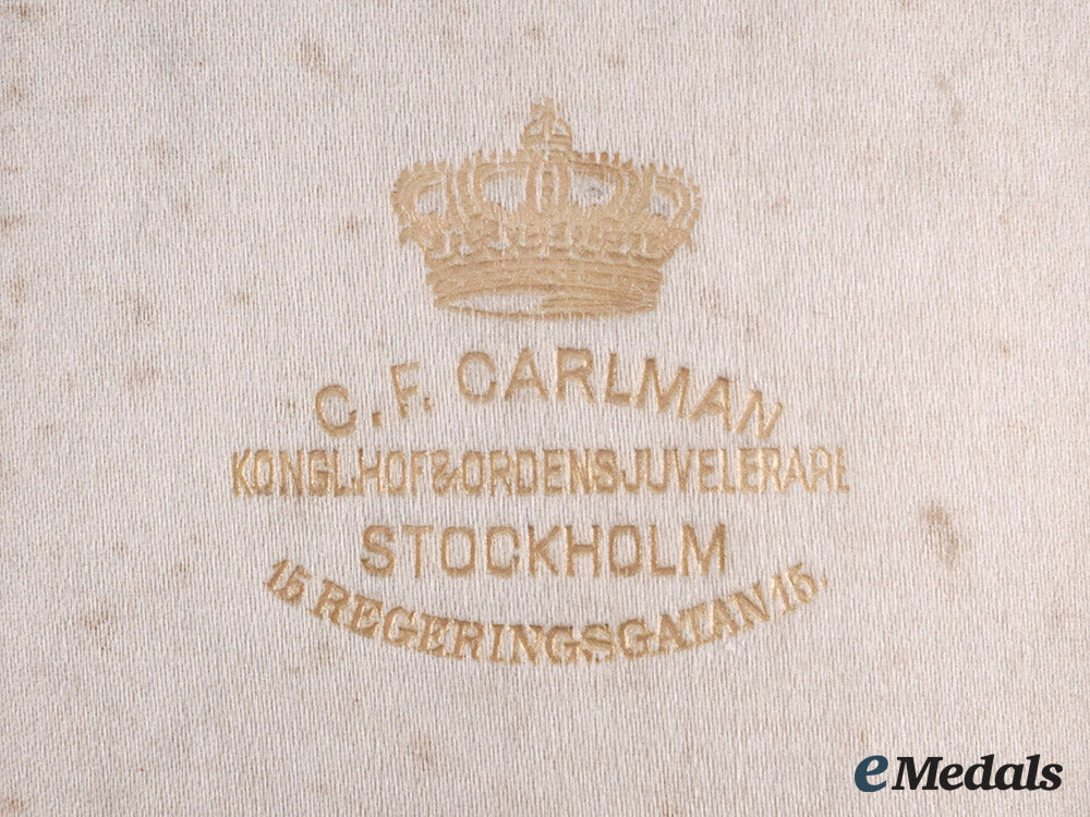 sweden,_kingdom._a_royal_order_of_the_sword_commander_ii_class_case_m20_00168