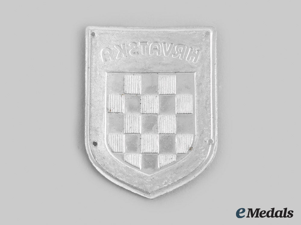 croatia,_independent_state._an_italian-_croatian_legion_badge,_c.1940_m20_00186_1