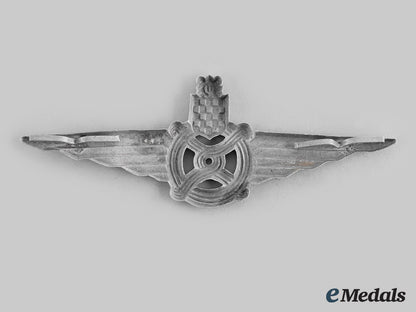 croatia,_independent_state._a_railway_officer's_peaked_cap_badge_m20_00194