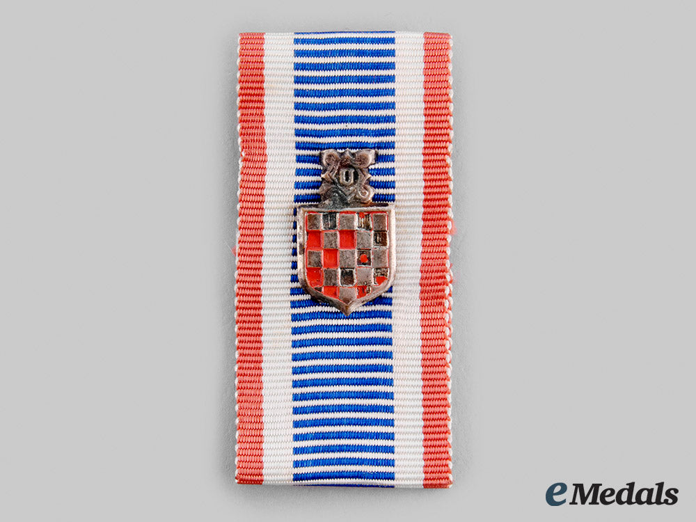 croatia,_independent_state._a_commemorative_war_badge_m20_00207
