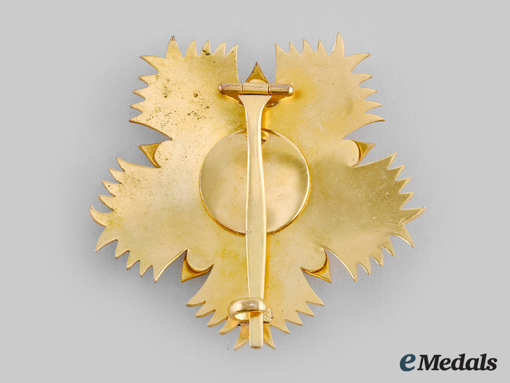 morocco._an_order_of_the_throne,_grand_officer_breast_star,_c.1975_m20_00237_1