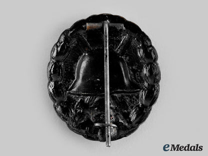 germany,_imperial._an_oldenburg_friedrich_august_cross_award_group_m20_00448_1