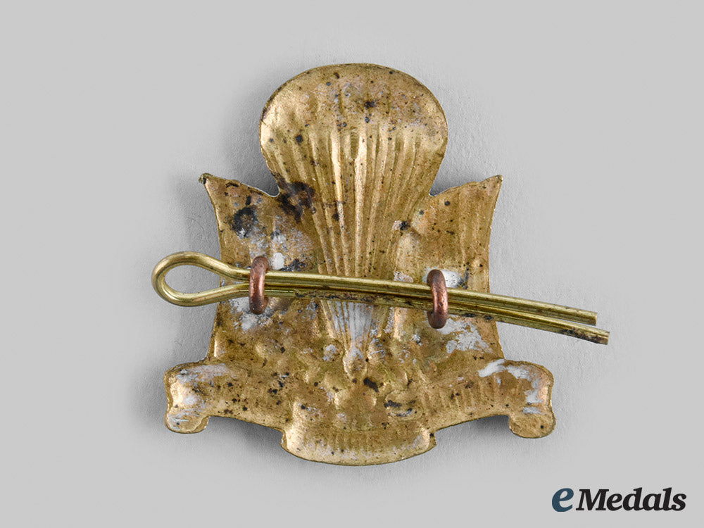 canada,_commonwealth._a_second_war_canadian_parachute_corps_cap_badge_m20_00479