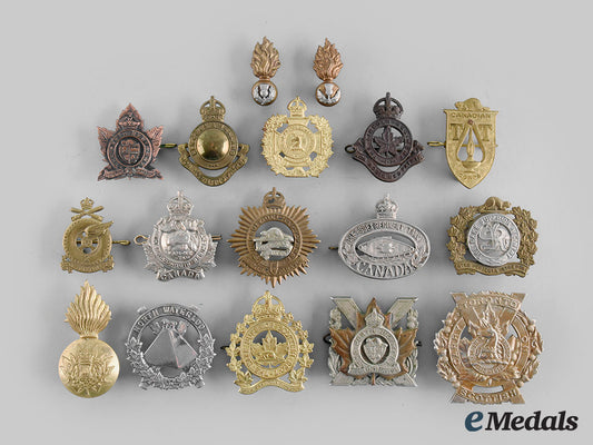 canada,_commonwealth._a_lot_of_seventeen_ontario_themed_regimental_badges_m20_00490_1_1