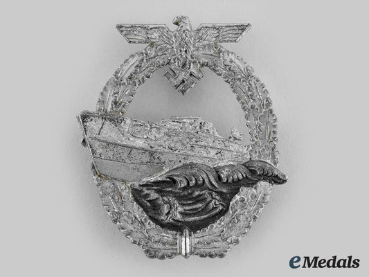 germany,_kriegsmarine._an_e-_boat_war_badge,_i_i_pattern,_by_schwerin_m20_00714_2_1_1_1