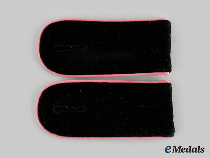germany,_heer._a_set_of_heer_panzer_enlisted_personnel_shoulder_straps,_mint_m20_00718
