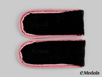germany,_heer._a_set_of_heer_panzer_enlisted_personnel_shoulder_straps,_mint_m20_00719