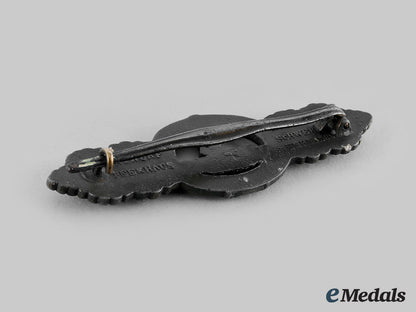 germany,_kriegsmarine._a_u-_boat_clasp,_bronze_grade,_by_schwerin_m20_00723_2_1_1