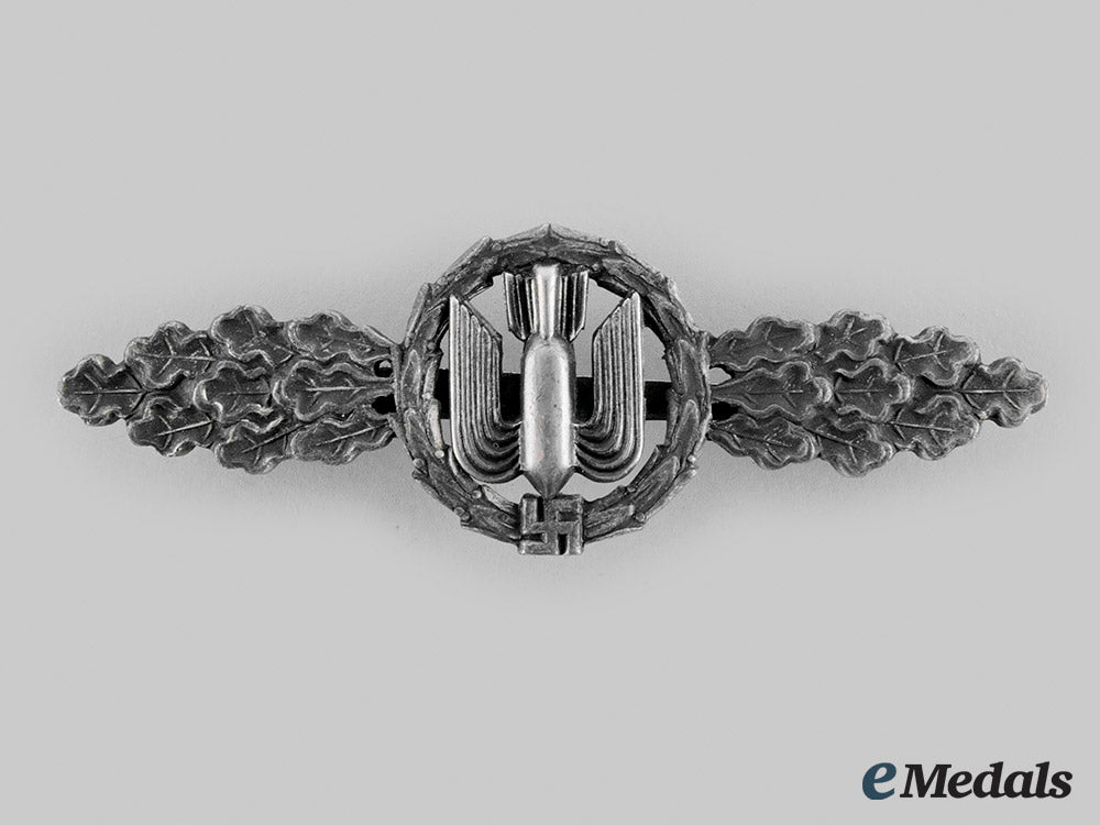 germany,_luftwaffe._a_bomber_flight_clasp,_silver_grade_m20_00724