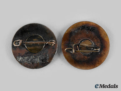 germany,_third_reich._a_pair_of1942_tirol_shooting_badges_m20_00769_1