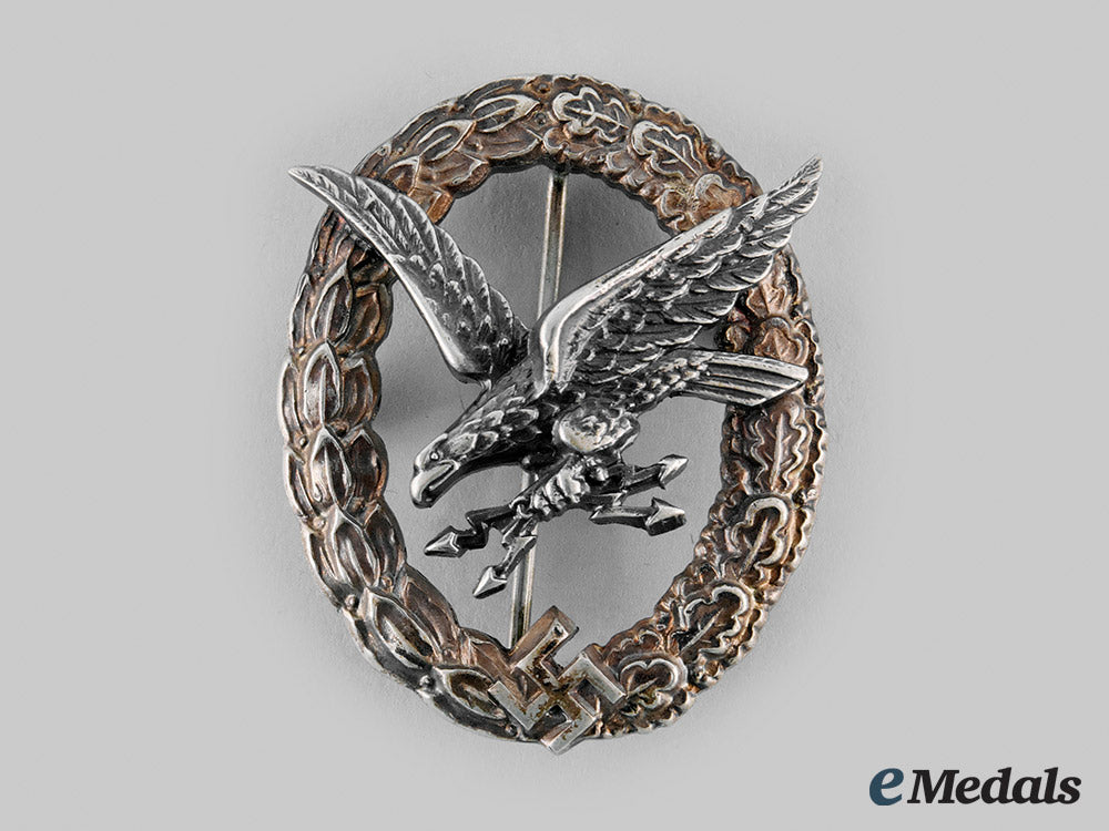 germany,_luftwaffe._a_radio_operator_and_air_gunner_badge,_by_f.w._assmann&_söhne_m20_00840