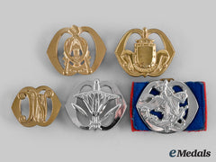 Netherlands, Kingdom. Five Royal Netherlands Army Beret And Collar Badges