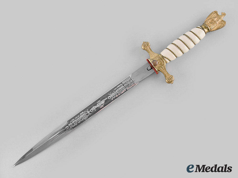 germany,_kriegsmarine._a_mint_officer’s_dress_dagger,_by_weyersberg,_kirschbaum&_cie_m20_00930_1