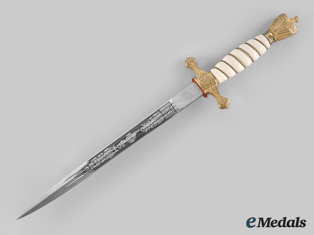 germany,_kriegsmarine._a_mint_officer’s_dress_dagger,_by_weyersberg,_kirschbaum&_cie_m20_00931_1