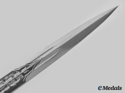 germany,_kriegsmarine._a_mint_officer’s_dress_dagger,_by_weyersberg,_kirschbaum&_cie_m20_00932_1