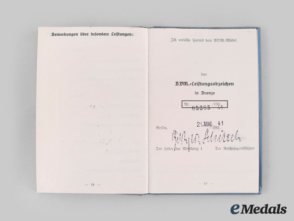 germany,_bdm._a_lot_of_documents_and_insignia_to_gertraud_zinßner_m20_01060