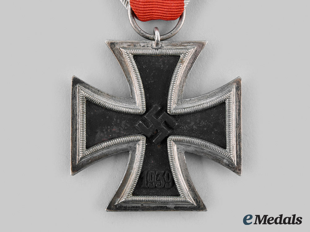germany,_wehrmacht._a1939_iron_cross_ii_class,_by_arbeitsgemeinschaft_hanau_m20_01127
