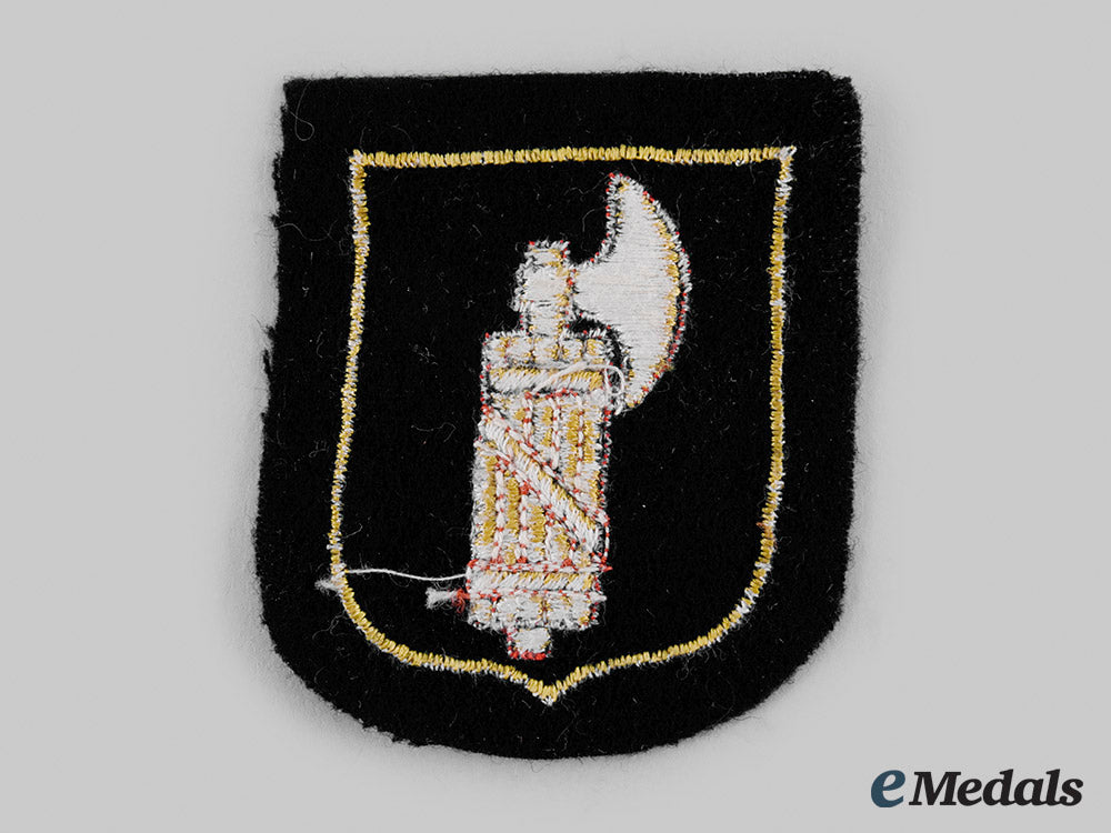 germany,_ss._a29_th_waffen_grenadier_division_of_the_ss(1_st_italian)_sleeve_shield_m20_01145_1_1_1