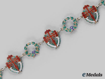 portugal,_republic._an_order_of_st._james_of_the_sword(_gcse),_collar,_by_pinhão_m.,_c.1950_m20_01241_1_1