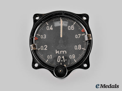germany,_luftwaffe._a_fl22322_altitude_meter_for_late-_war_fighter_planes,_c.1944_m20_01402_2