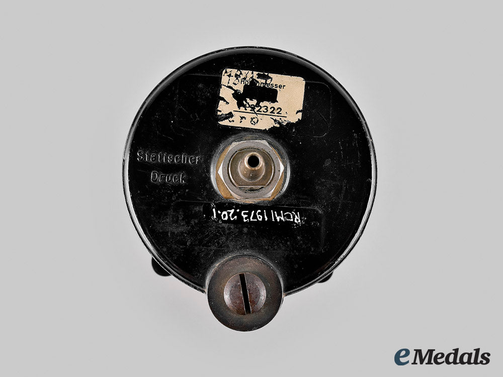 germany,_luftwaffe._a_fl22322_altitude_meter_for_late-_war_fighter_planes,_c.1944_m20_01403_2