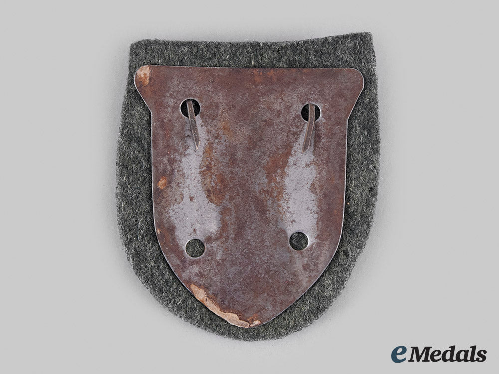 germany,_wehrmacht._a_krim_shield_m20_01582