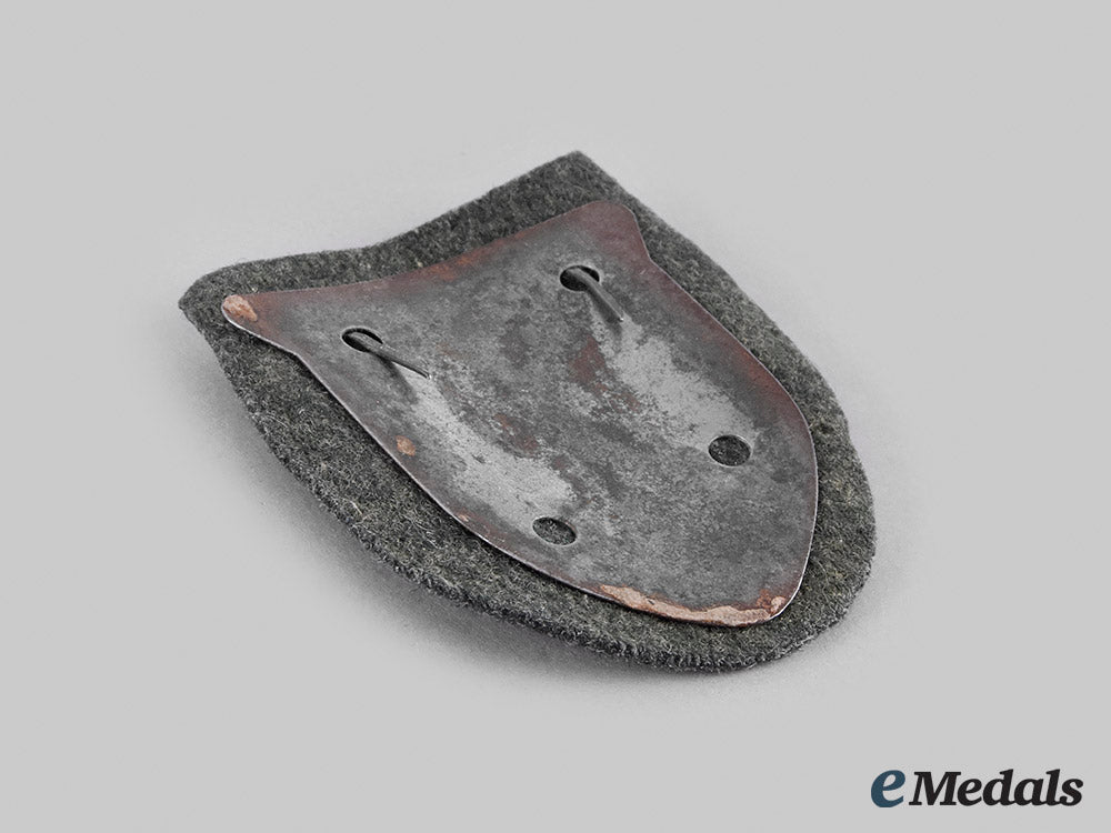 germany,_wehrmacht._a_krim_shield_m20_01583