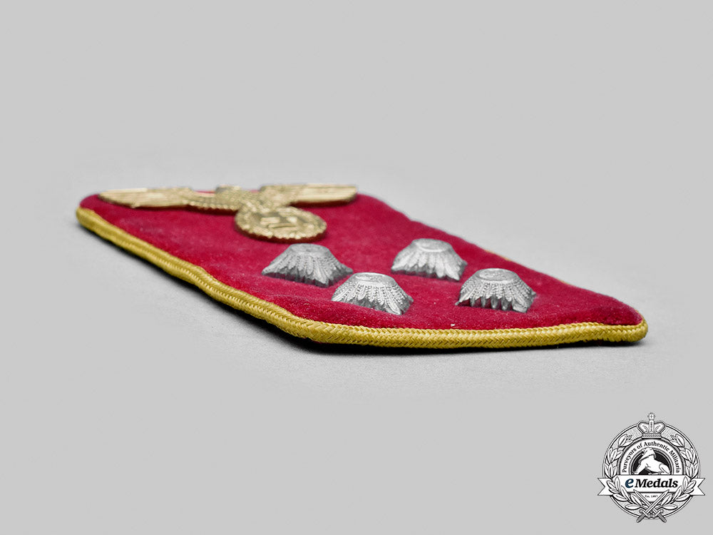 germany,_nsdap._a_reichs-_level_gemeinschaftsleiter_collar_tab_m20_066_mnc3938