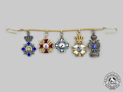 russia,_imperial._a_miniature_medal_chain_in_gold_m20_1008m20_996_mnc0212_1