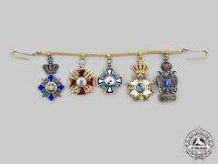 Russia, Imperial. A Miniature Medal Chain In Gold