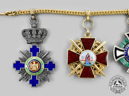 russia,_imperial._a_miniature_medal_chain_in_gold_m20_1010m20_998_mnc0232_1