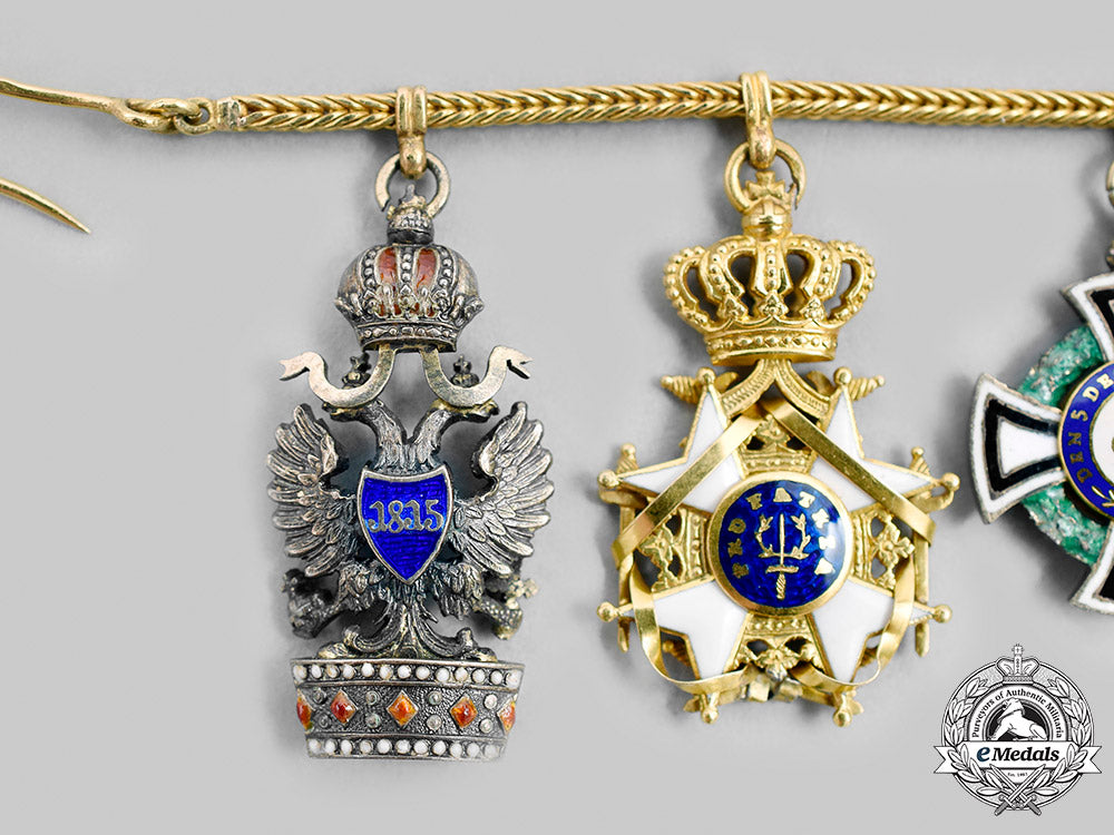 russia,_imperial._a_miniature_medal_chain_in_gold_m20_1013m20_001_mnc0228_1