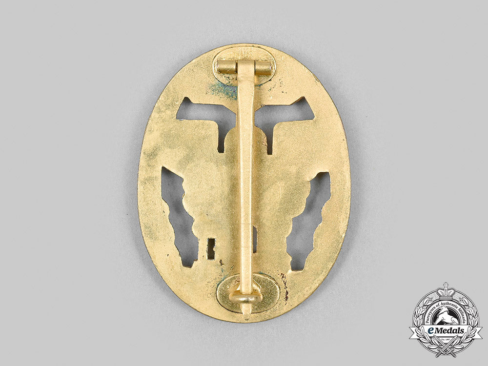 germany,_third_reich._a_wehrwirtschaftsführer_badge_m20_102_mnc3973_1_1_1_1_1_1_1