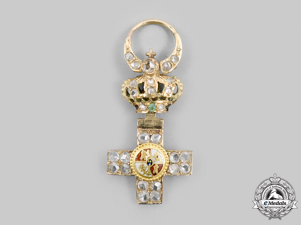 spain,_kingdom._an_order_of_military_merit,_grand_cross_miniature_in_gold_and_diamonds,_c.1900_m20_1043m20_031_mnc0332_1