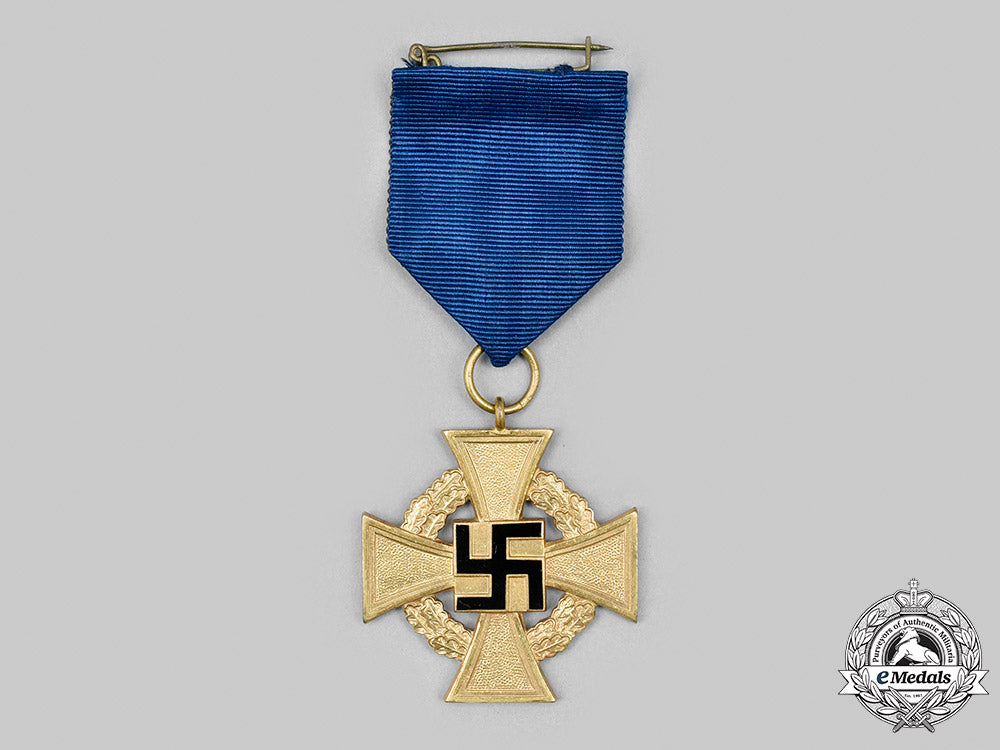 germany,_third_reich._a_civil_service40_years_long_service_award,_with_case,_by_deschler&_sohn_m20_112_mnc3999