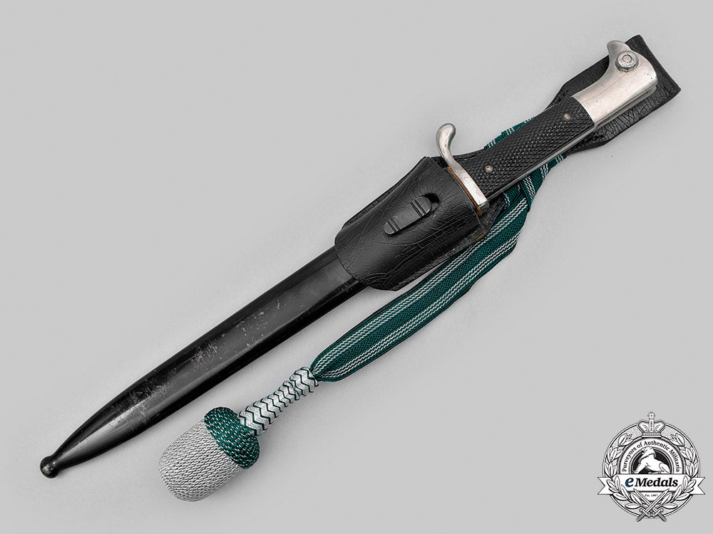 germany,_heer._a_heer_nco’s_commemorative_dress_bayonet,_by_carl_eickhorn_m20_1198m20_1139_mnc2527