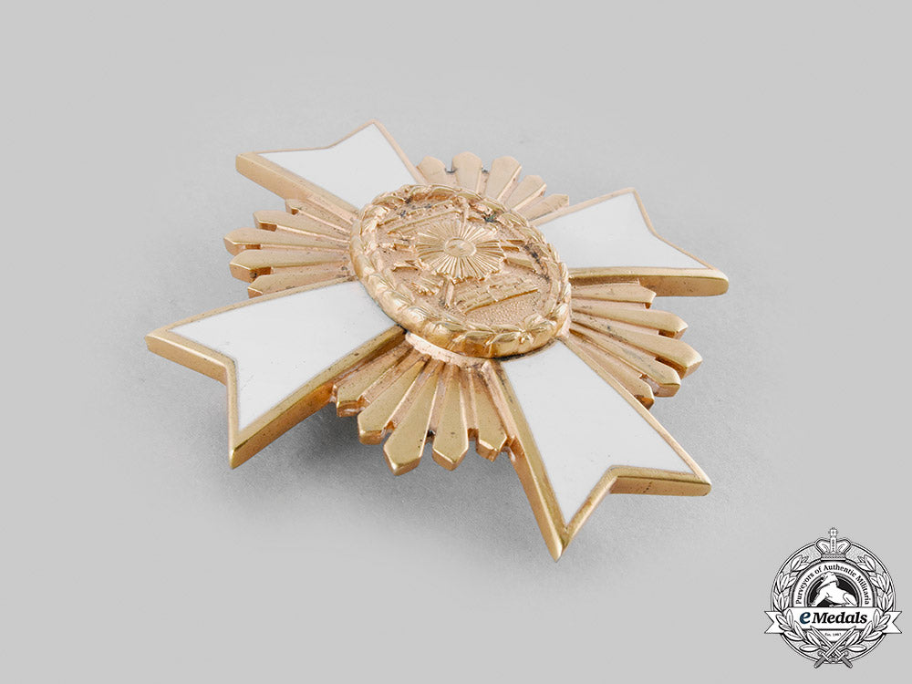argentina,_republic._an_order_of_may_for_military_merit,_i_class_grand_cross_star,_c.1960_m20_134_emd0875_1_1_1