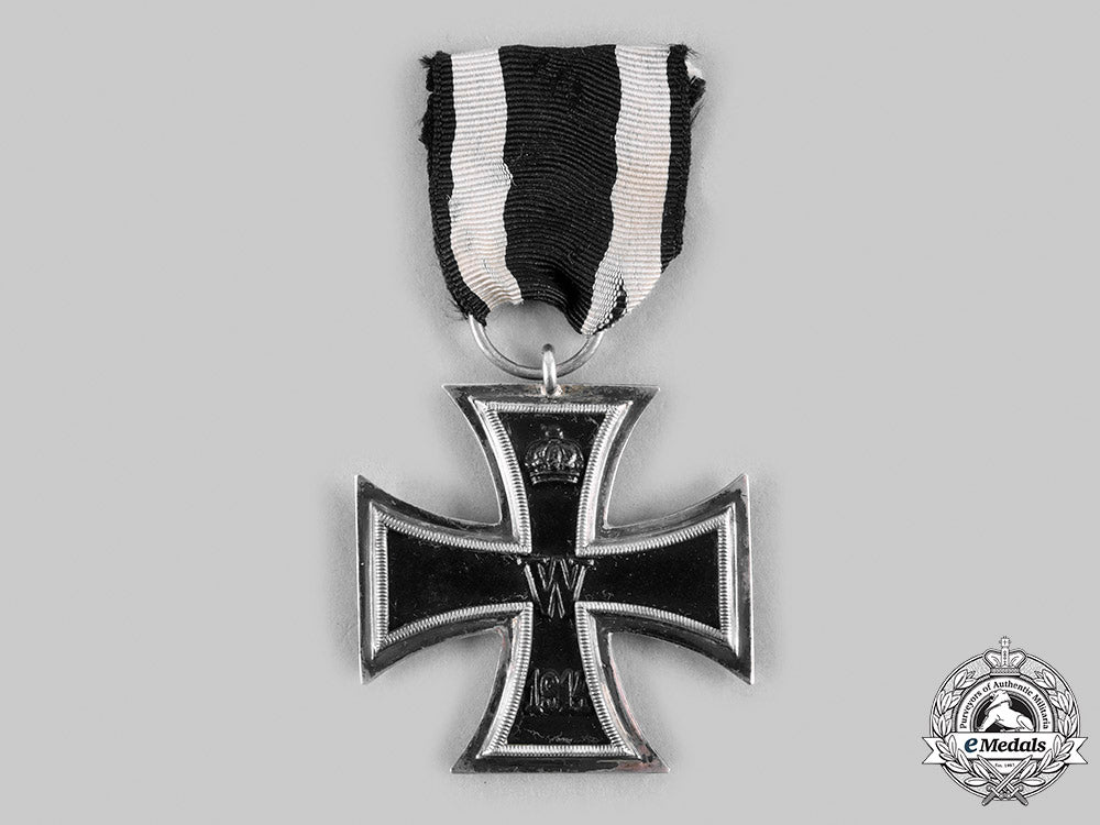 germany,_imperial._a1914_iron_cross_ii_class_with_document,_to_corporal_max_soll_m20_135_emd5097