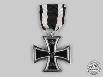 germany,_imperial._a1914_iron_cross_ii_class_with_document,_to_corporal_max_soll_m20_135_emd5097