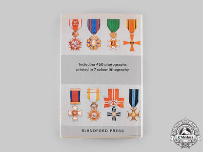 orders,_medals_and_decorations_of_britain_and_europe_in_colour_by_paul_hieronymussen_m20_163cbb_0054