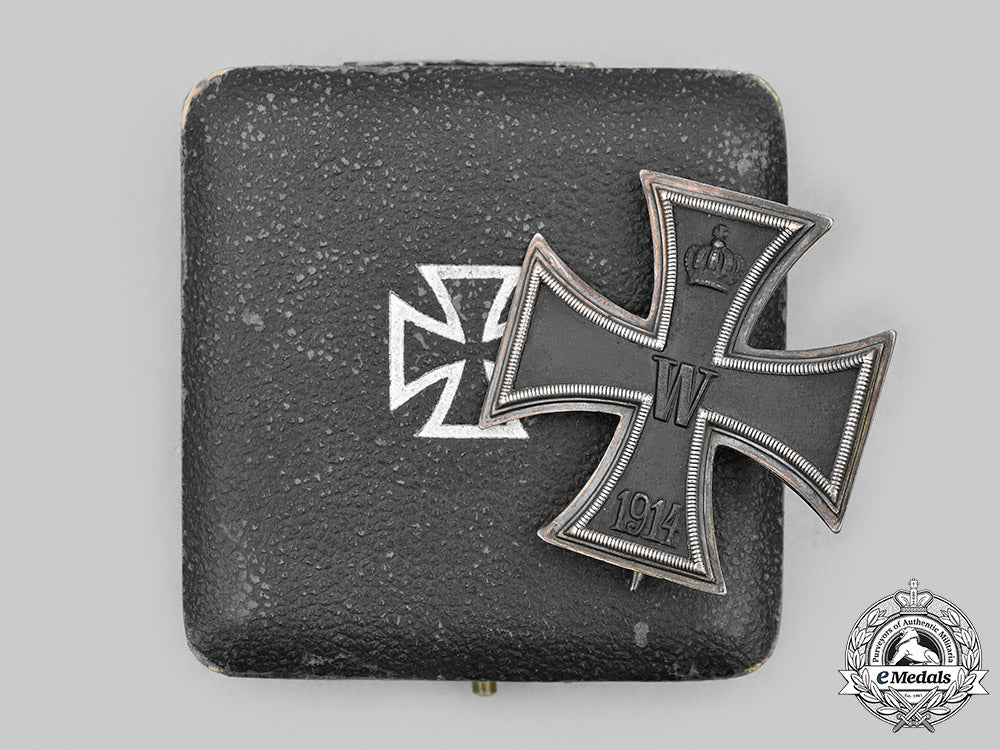 germany,_imperial._a1914_iron_cross_i_class,_with_case,_by_carl_dillenius_m20_1691_mnc5571