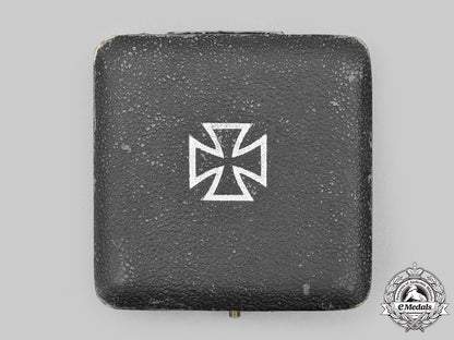 germany,_imperial._a1914_iron_cross_i_class,_with_case,_by_carl_dillenius_m20_1696_mnc5569